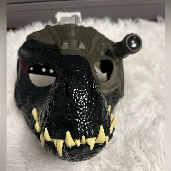 Dinosaur Mask with Light - Picture 3 of 5